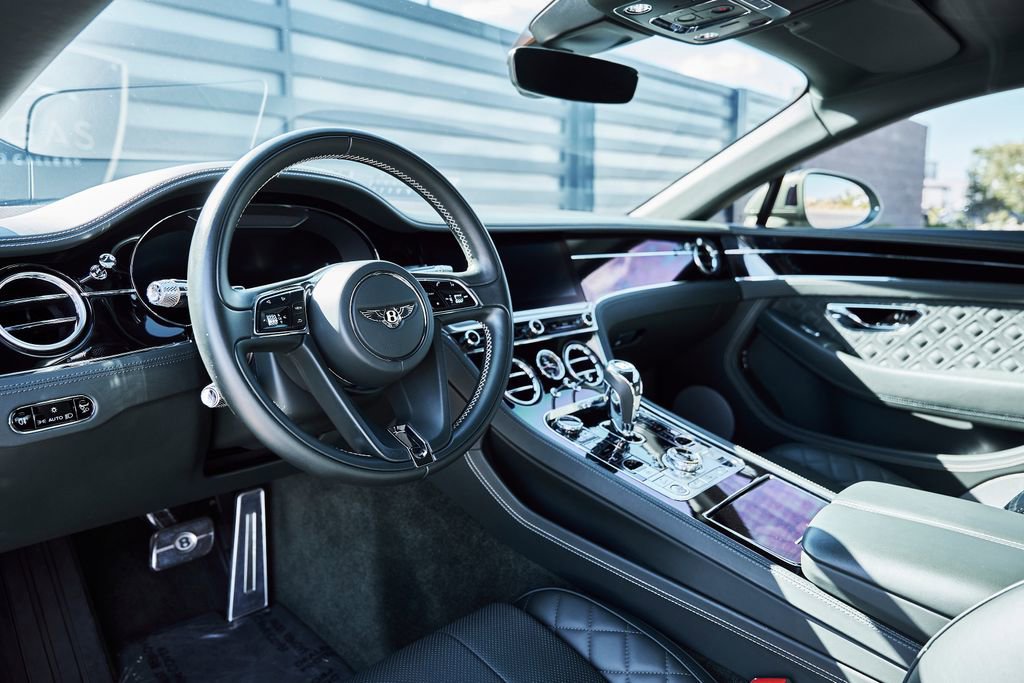 Used 2020 Bentley Continental GT AWD/4WD image 2