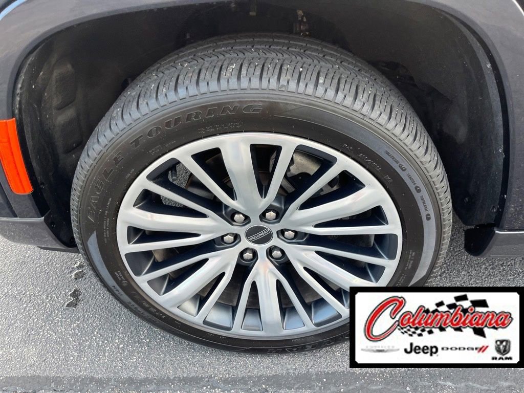Used 2022 Jeep Grand Wagoneer Series III image 37