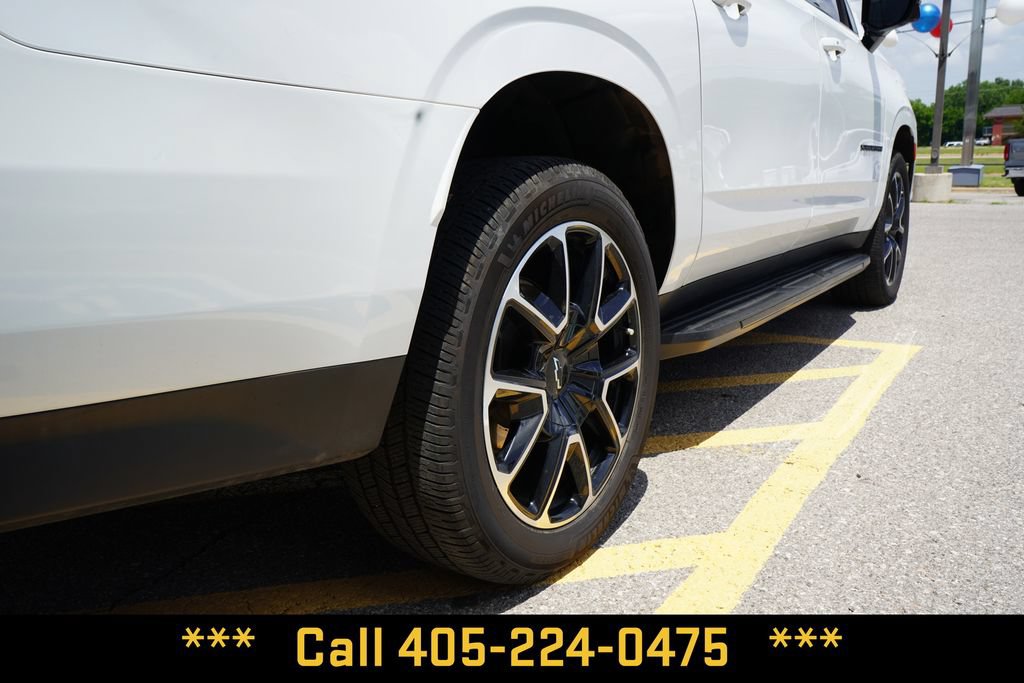 Used 2022 Chevrolet Suburban RST w/ Sport Performance Package AWD/4WD image 7