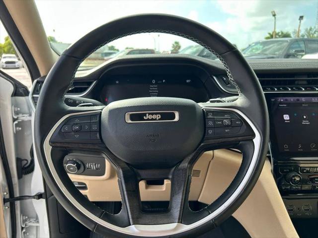 Certified 2022 Jeep Grand Cherokee L Limited RWD image 20
