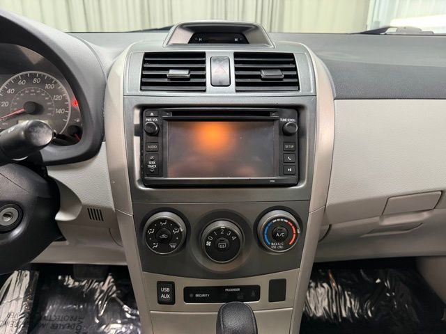 Used 2013 Toyota Corolla LE image 13