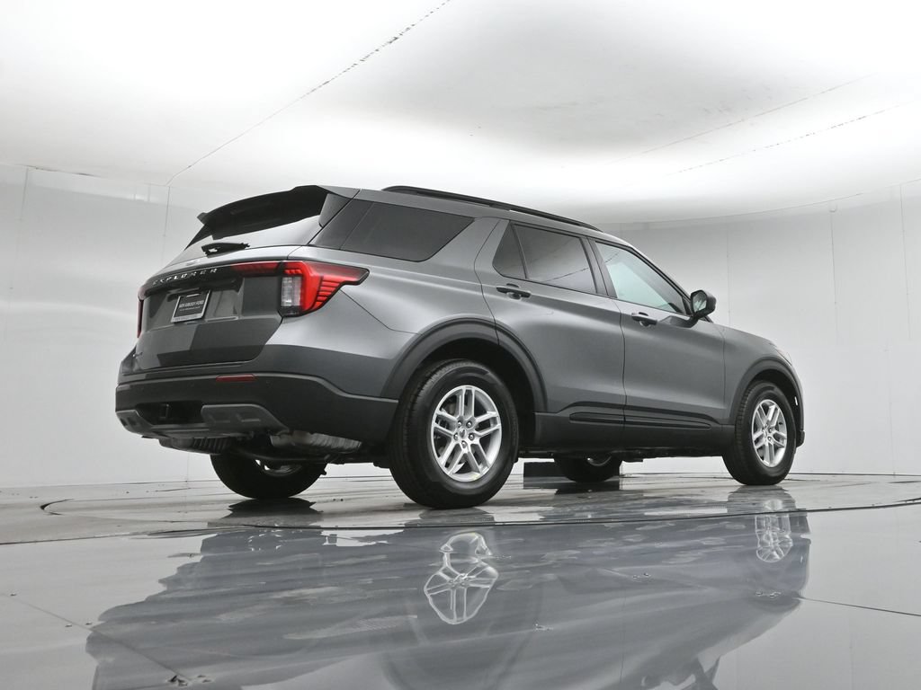 New 2026 Ford Explorer Active w/ Active Comfort Package RWD image 44