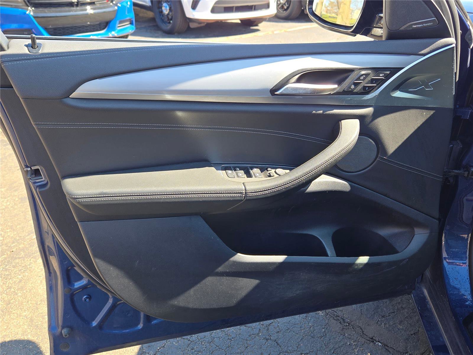 Used 2019 BMW X4 M40i w/ Premium Package image 25