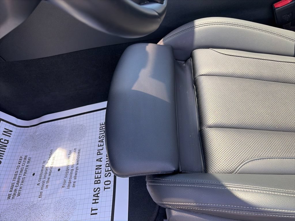 Used 2024 BMW 430i Coupe w/ Convenience Package RWD image 17