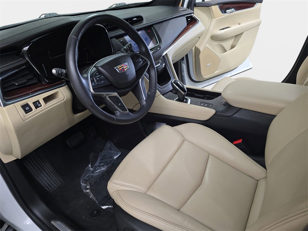 Used 2018 Cadillac XT5 Luxury image 19