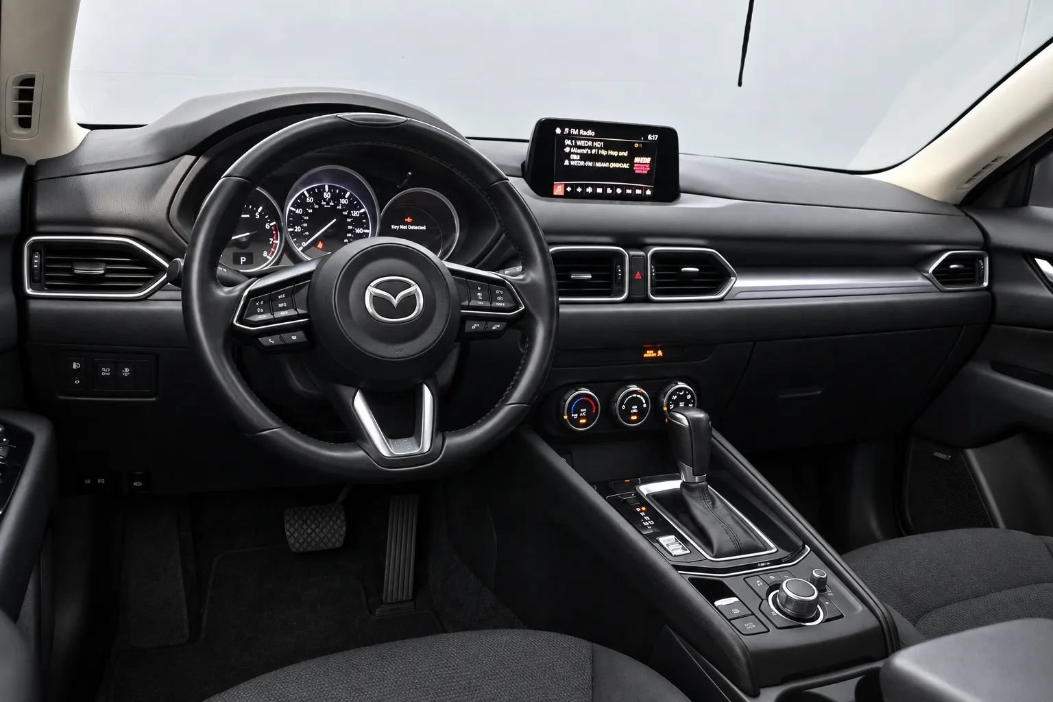 Used 2018 MAZDA CX-5 Sport w/ I-ACTIVSENSE Package FWD image 17