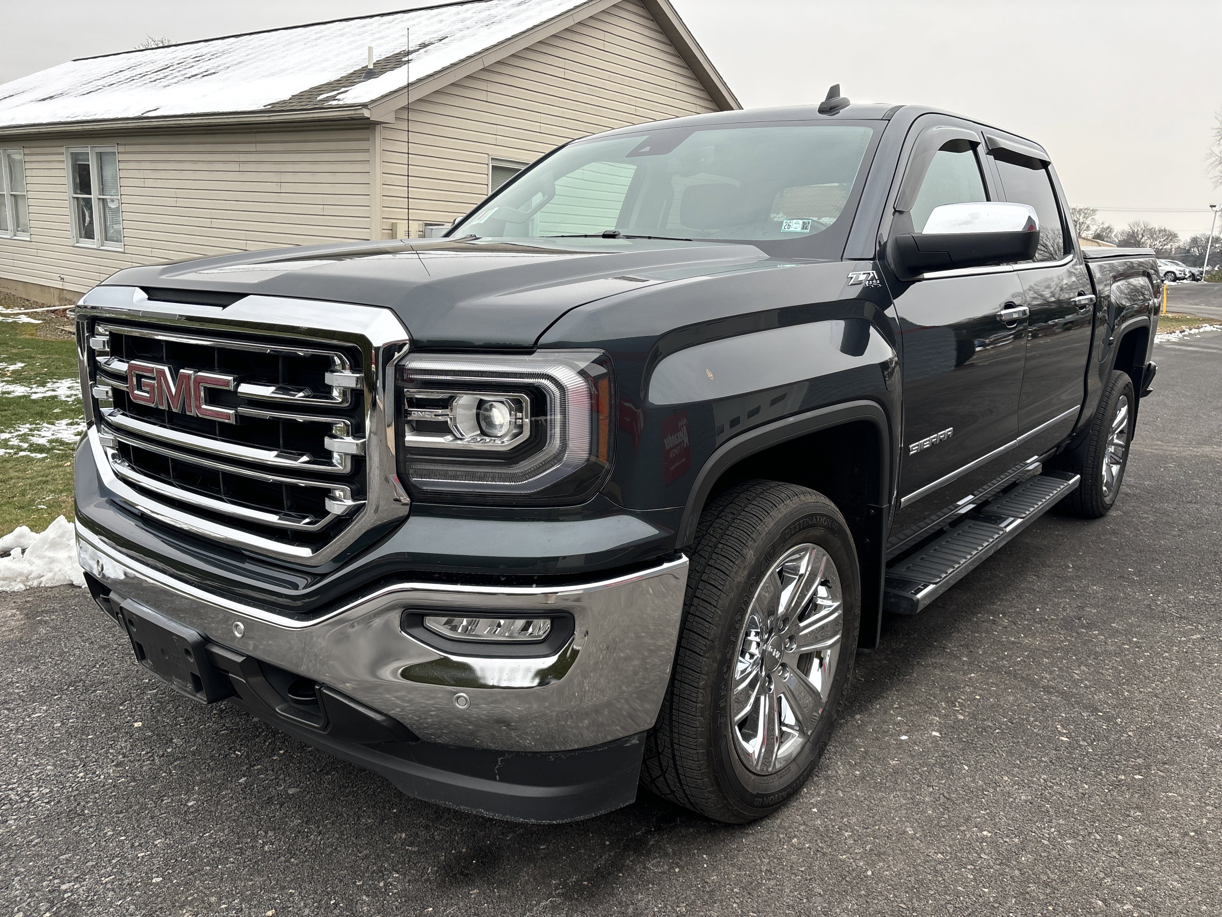 Used 2018 GMC Sierra 1500 SLT image 7