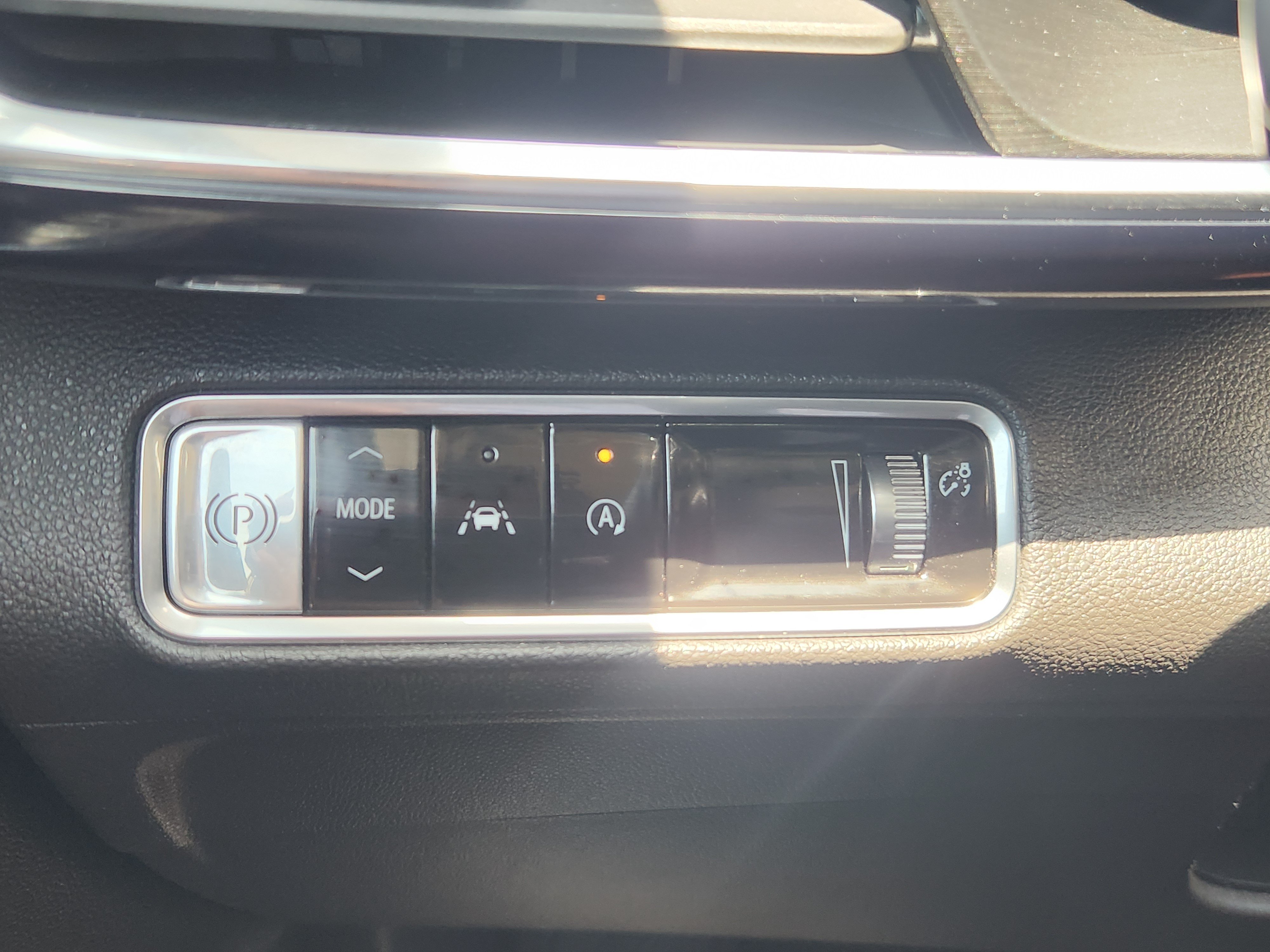 Used 2024 Buick Envision Preferred AWD/4WD image 21