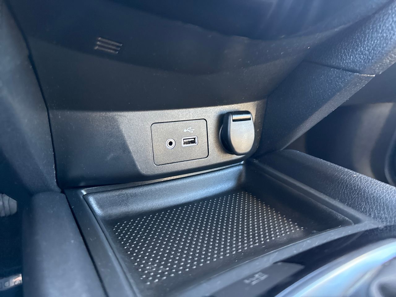 Used 2020 Nissan Rogue SL image 18