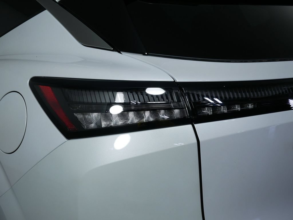 New 2026 Nissan Murano SV AWD/4WD image 11