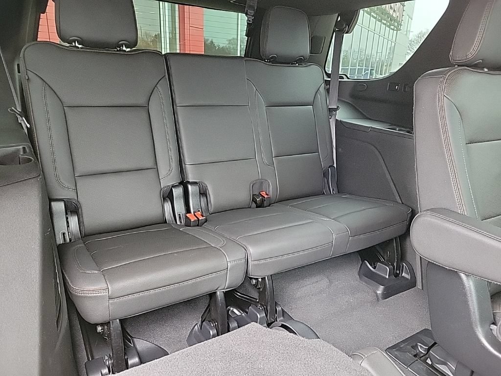 Used 2023 Chevrolet Tahoe High Country AWD/4WD image 20