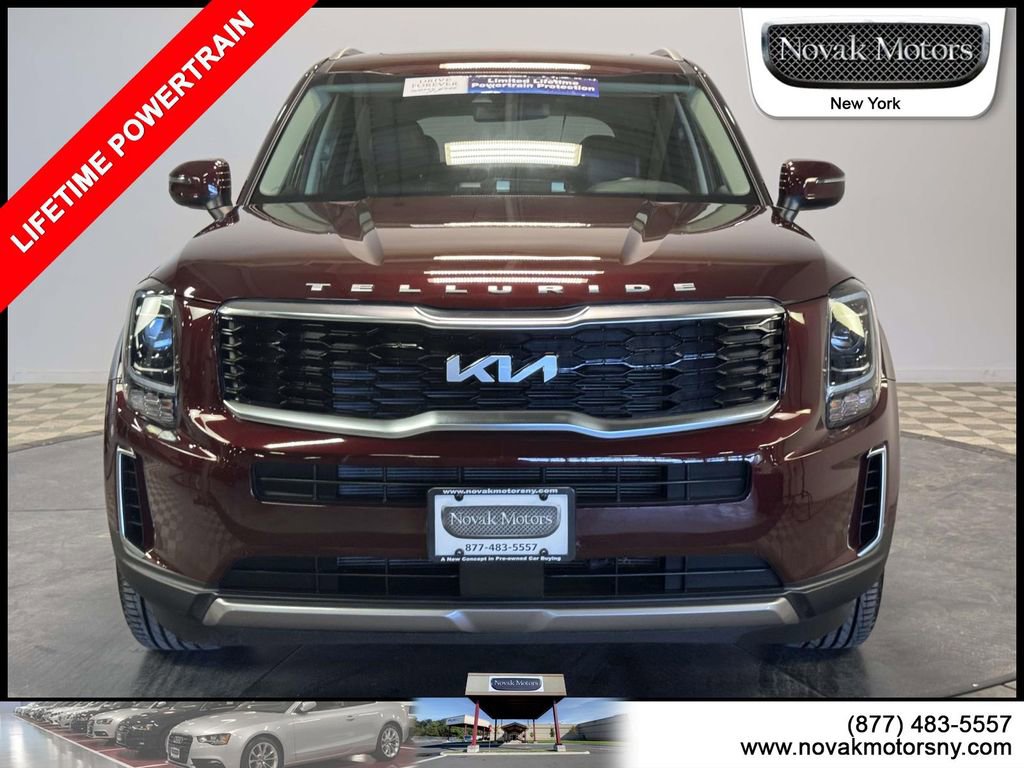 Used 2022 Kia Telluride S image 2