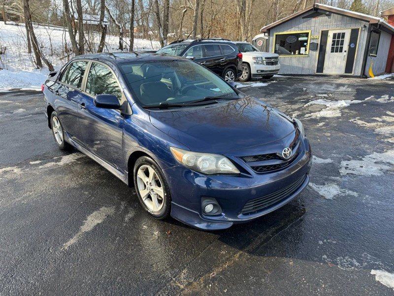 Used 2011 Toyota Corolla S image 3