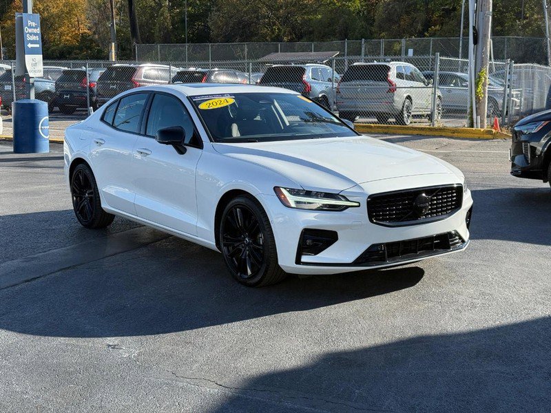 Certified 2024 Volvo S60 B5 Plus w/ Protection Package Premier image 16
