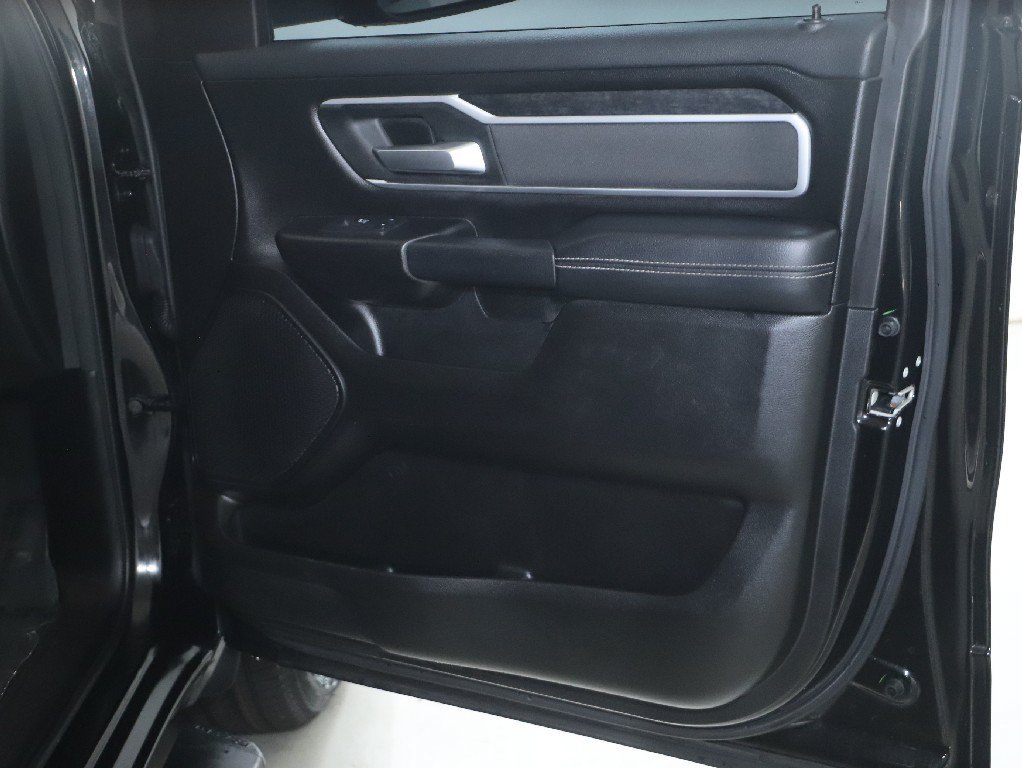 Used 2023 RAM 1500 Big Horn AWD/4WD image 33