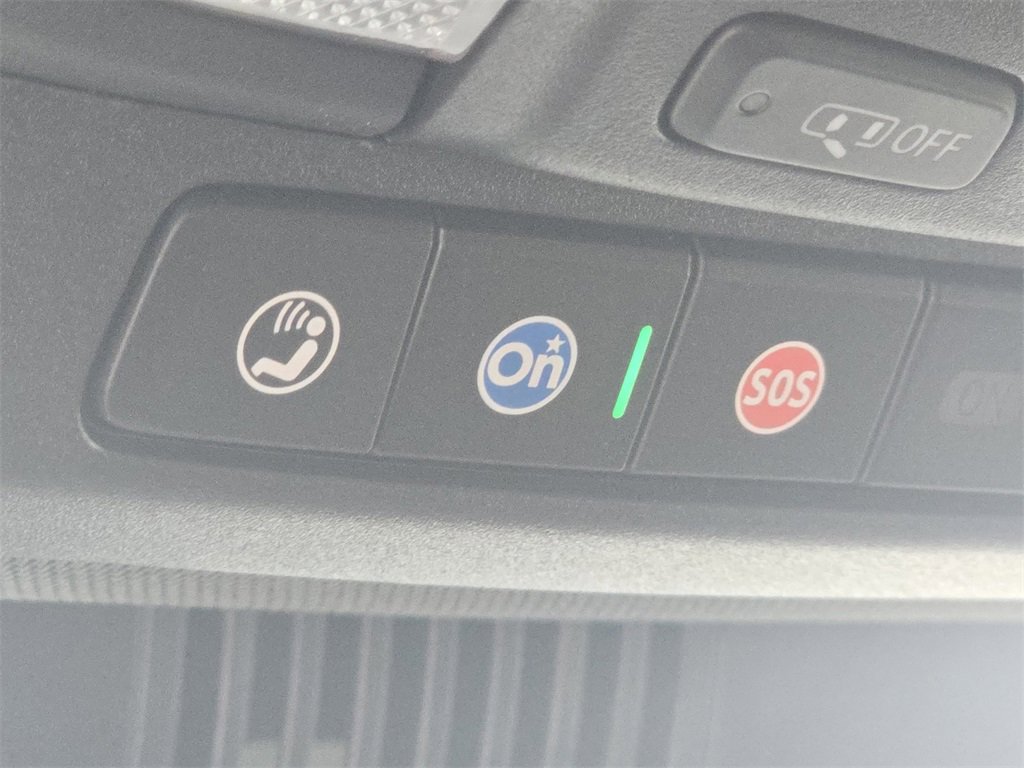 Used 2022 GMC Sierra 1500 AT4 w/ AT4 Premium Package image 11