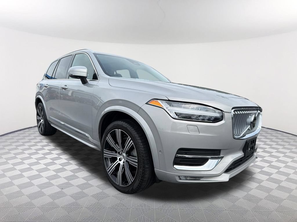 Used 2023 Volvo XC90 B6 Ultimate w/ Protection Package Premier AWD/4WD image 3