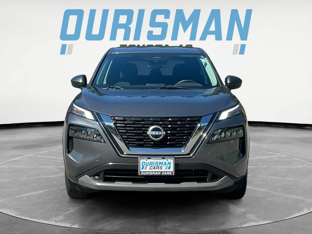 Used 2023 Nissan Rogue S AWD/4WD image 2