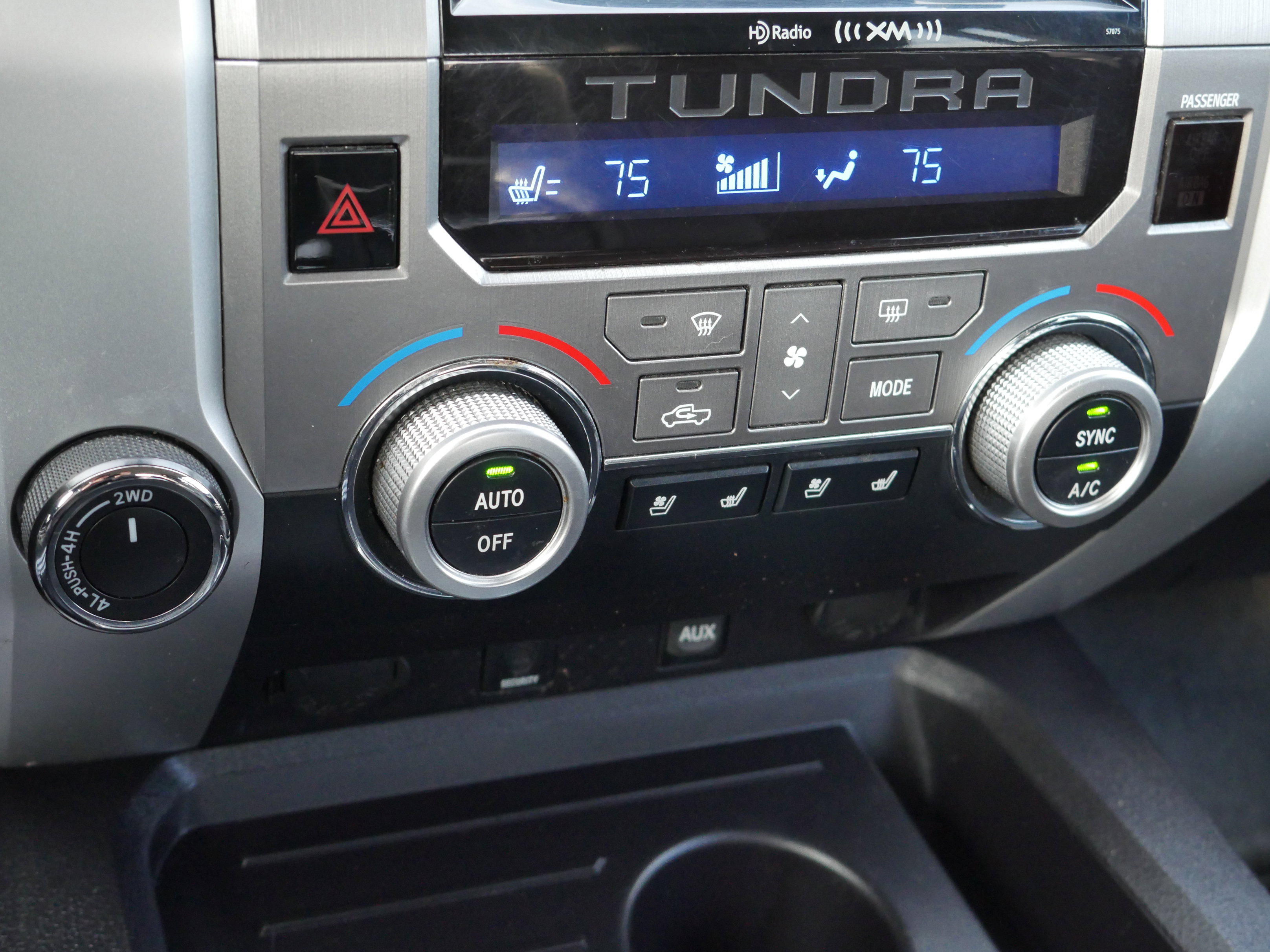 Used 2015 Toyota Tundra Platinum image 14