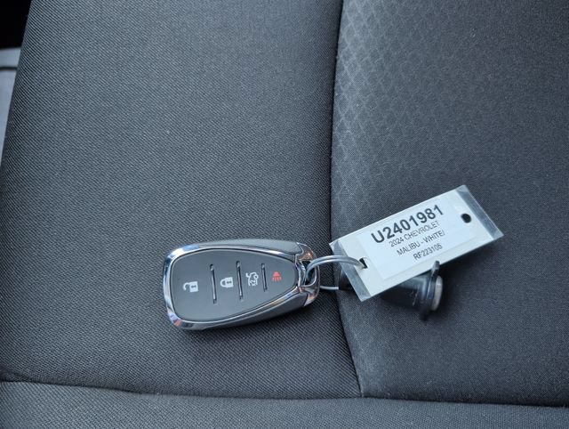 Used 2024 Chevrolet Malibu LS w/ Driver Confidence Package FWD image 27