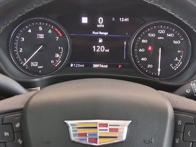 Used 2023 Cadillac XT4 Sport FWD image 13