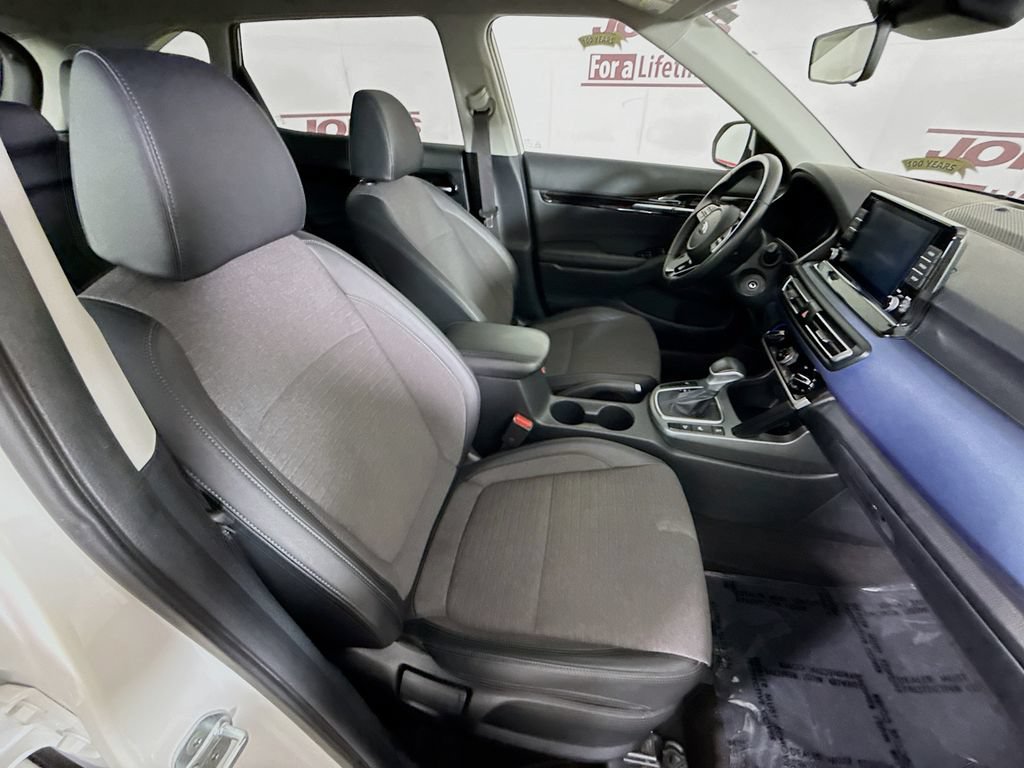 Used 2021 Kia Seltos S AWD/4WD image 29