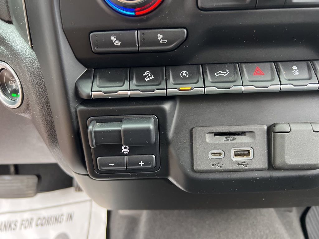 Used 2020 Chevrolet Silverado 1500 LT w/ All-Star Edition image 38