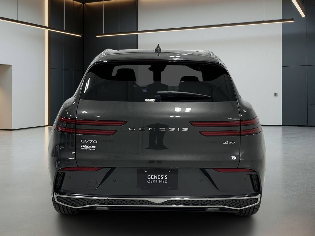Certified 2026 Genesis GV70 2.5T Advanced AWD/4WD image 5