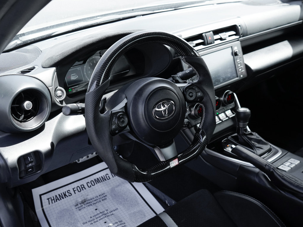 Used 2025 Toyota GR86 Premium RWD image 14