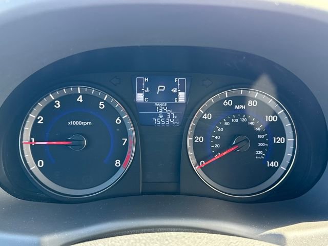 Used 2015 Hyundai Accent GLS image 23