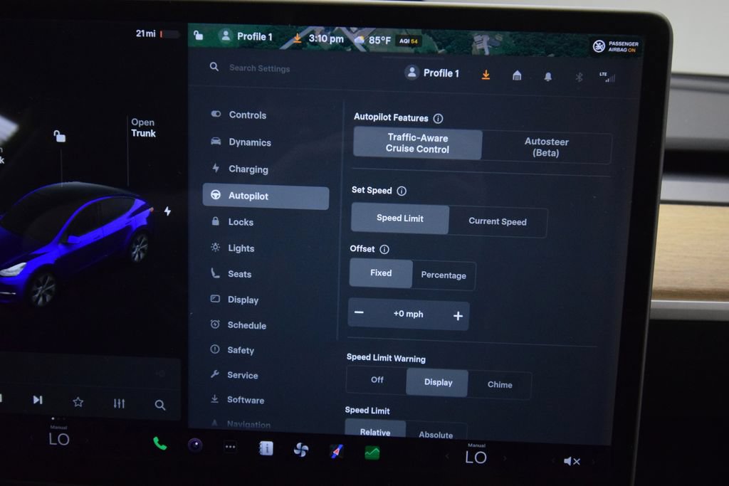 Used 2020 Tesla Model Y Long Range AWD/4WD image 18