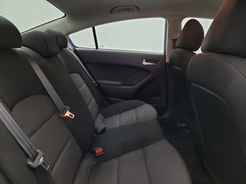 Used 2018 Kia Forte LX image 19