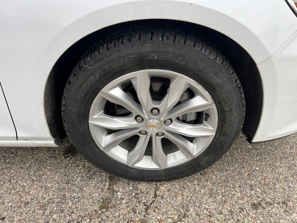 Used 2024 Chevrolet Malibu LT FWD image 12