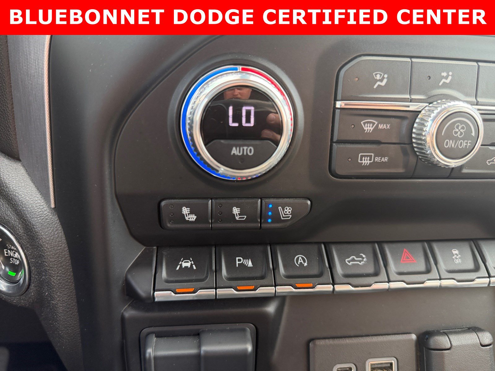 Used 2020 GMC Sierra 1500 SLT RWD image 19