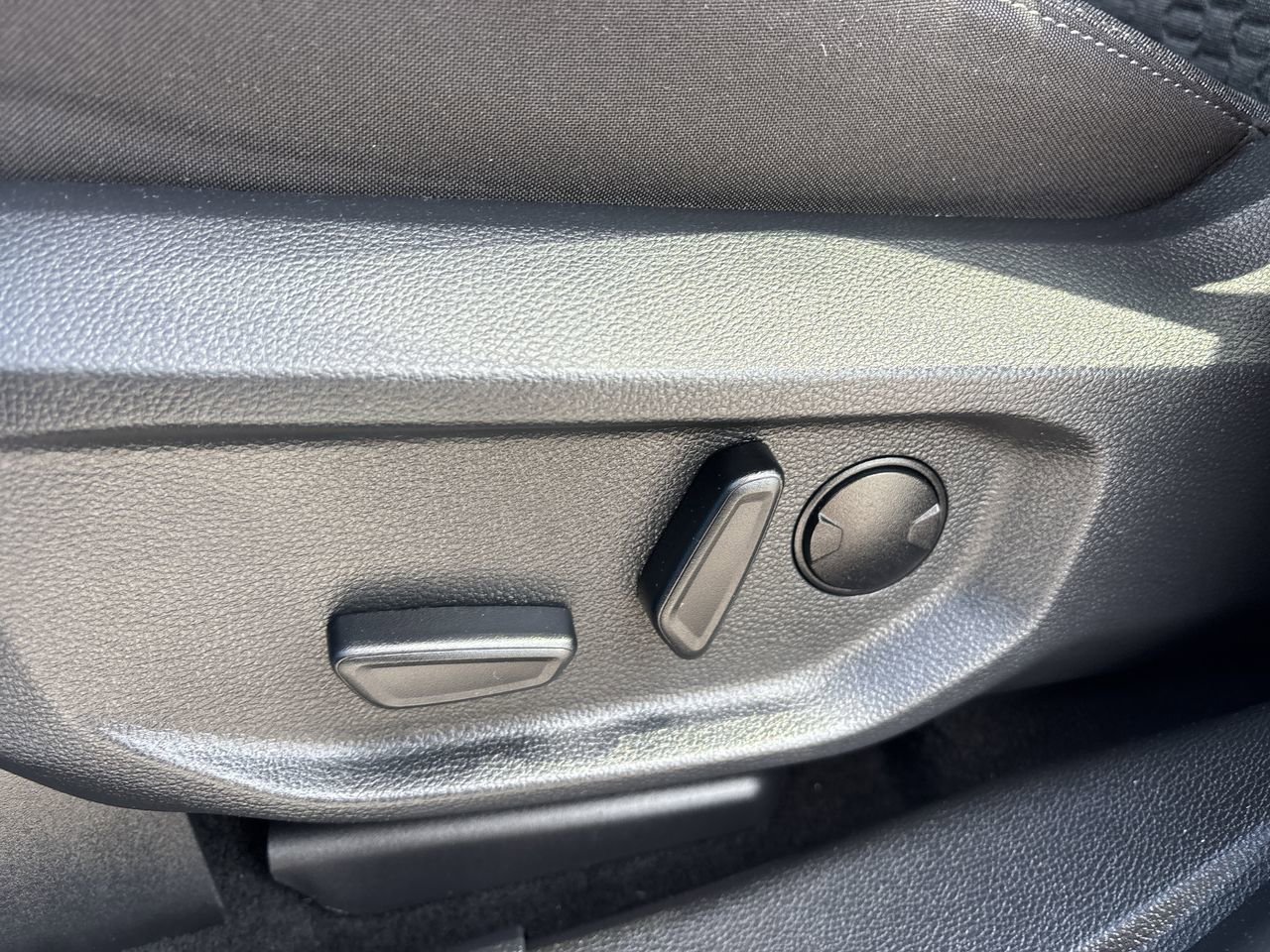 Used 2025 Ford Ranger XLT w/ Equipment Group 301A High image 18