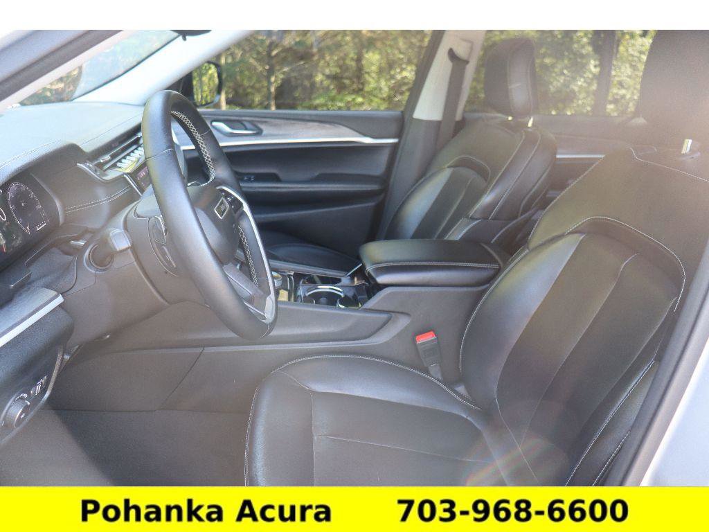 Used 2021 Jeep Grand Cherokee L Limited AWD/4WD image 24