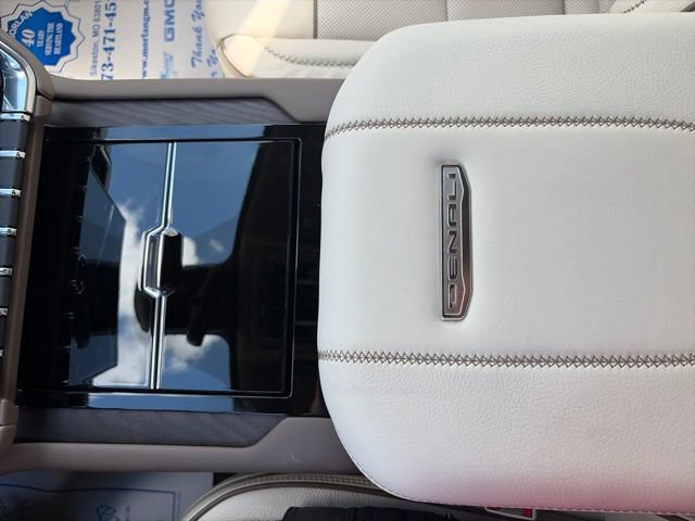 New 2026 GMC Yukon XL Denali w/ Denali Reserve Package AWD/4WD image 25