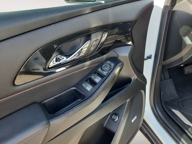 Used 2023 Chevrolet Traverse RS image 11