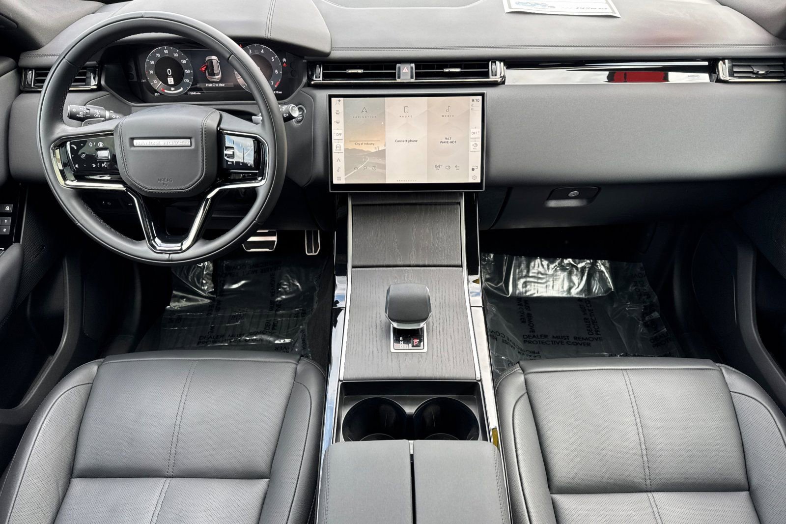 Used 2026 Land Rover Range Rover Velar Dynamic SE image 14