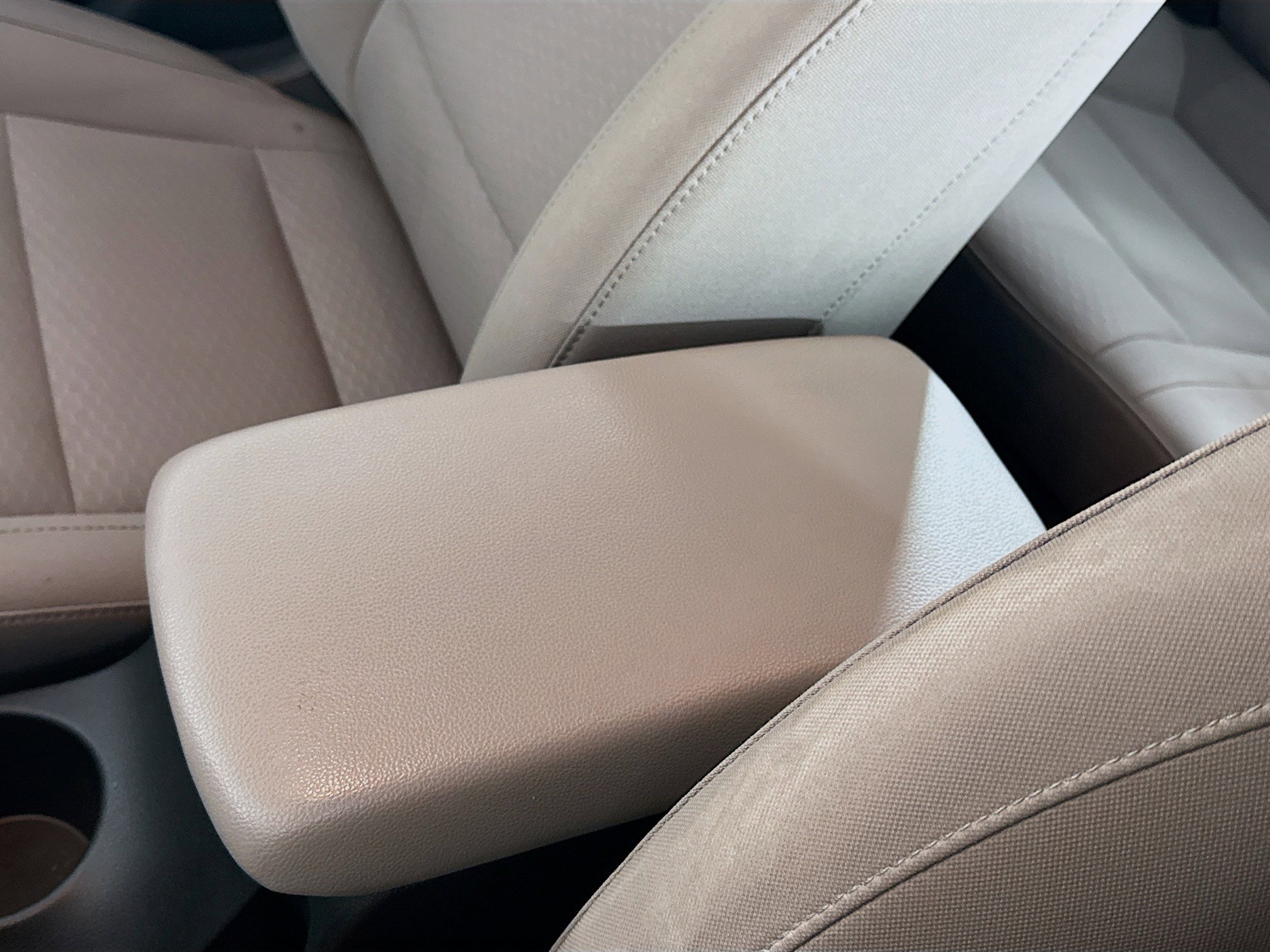 Used 2020 Hyundai Elantra SE image 18