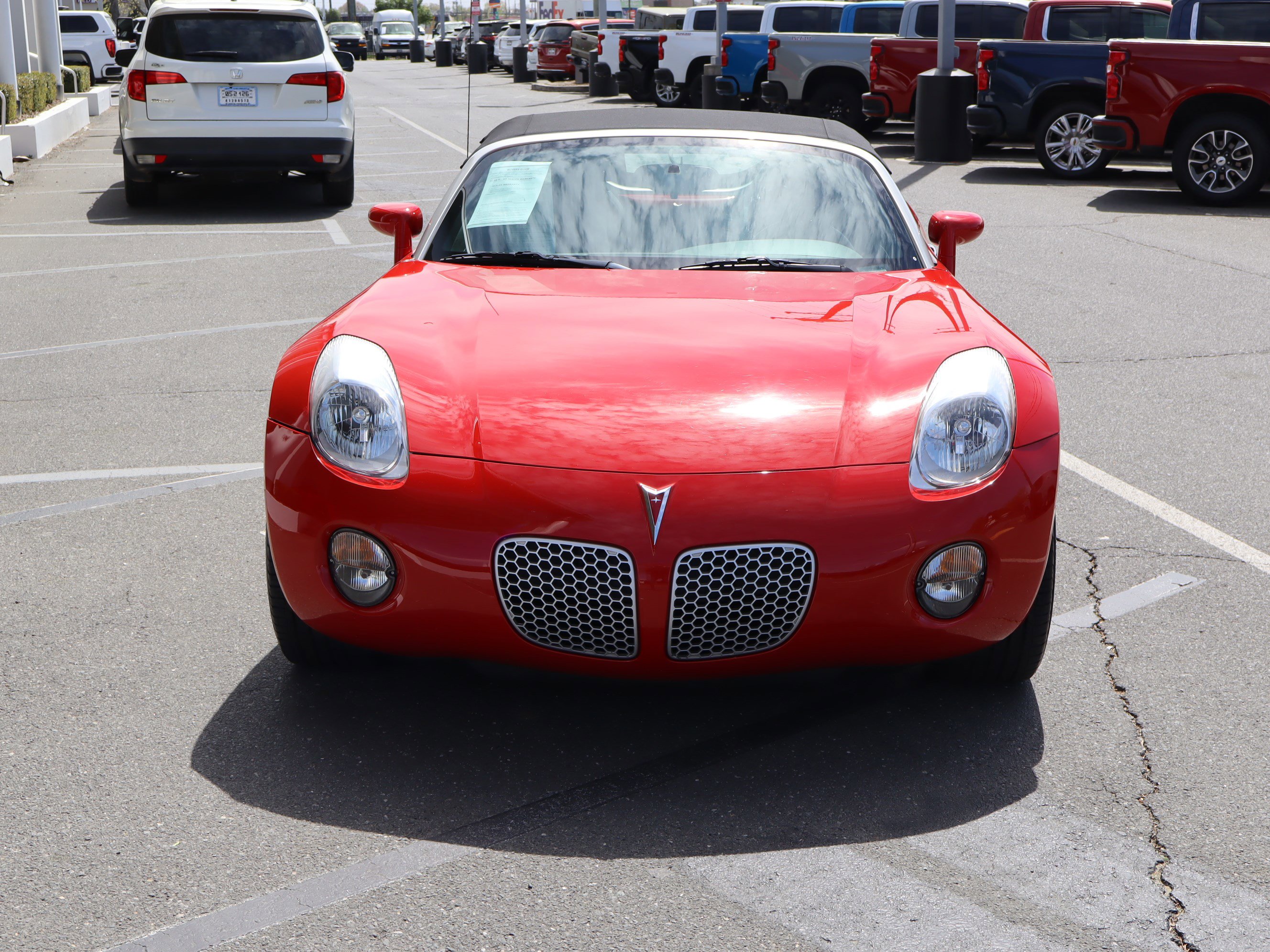 Used 2007 Pontiac Solstice Convertible w/ Premium Package image 3