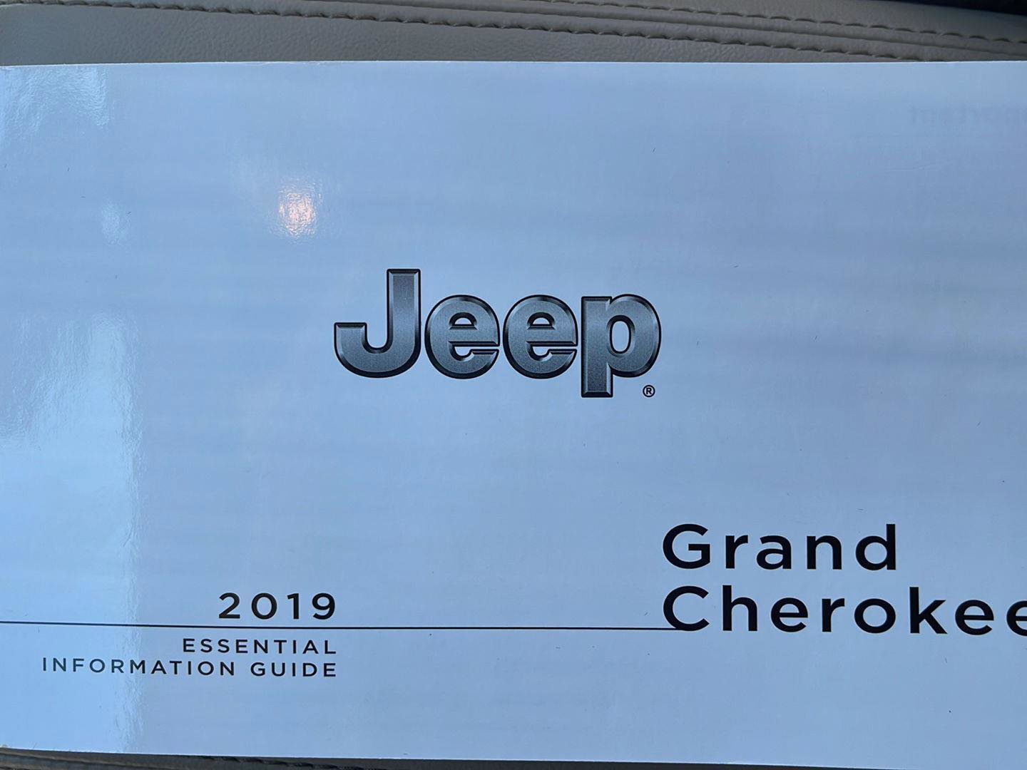 Used 2019 Jeep Grand Cherokee Limited w/ Trailer Tow Group IV AWD/4WD image 29