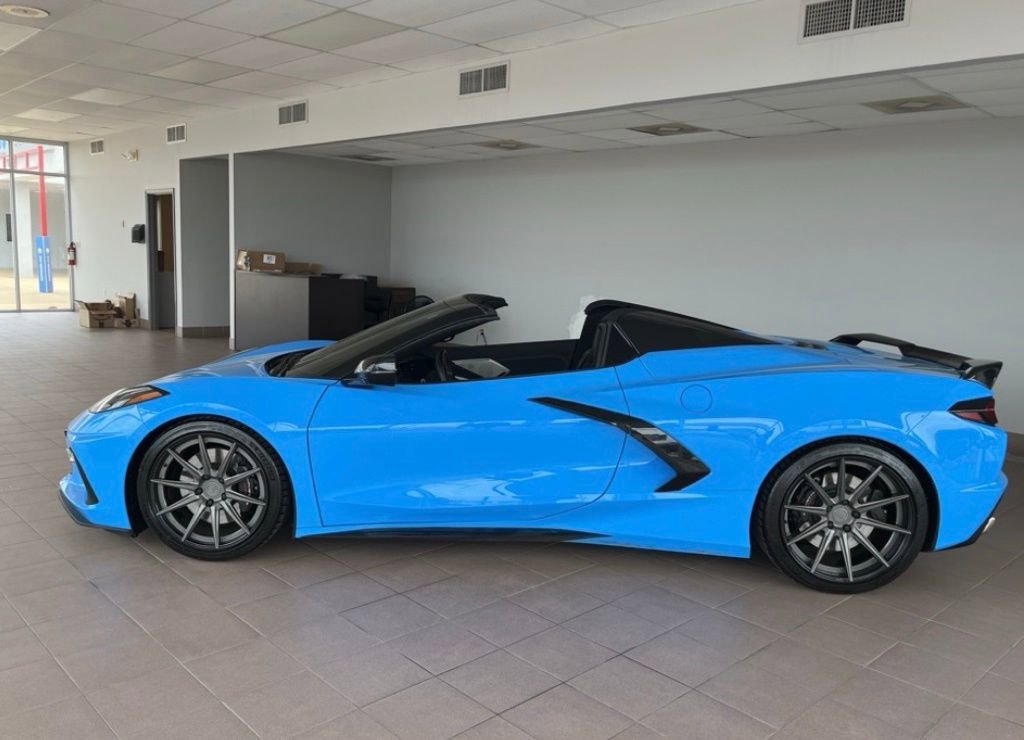 Used 2020 Chevrolet Corvette Stingray Preferred Conv w/ 2LT Preferred Equipment Group RWD image 22