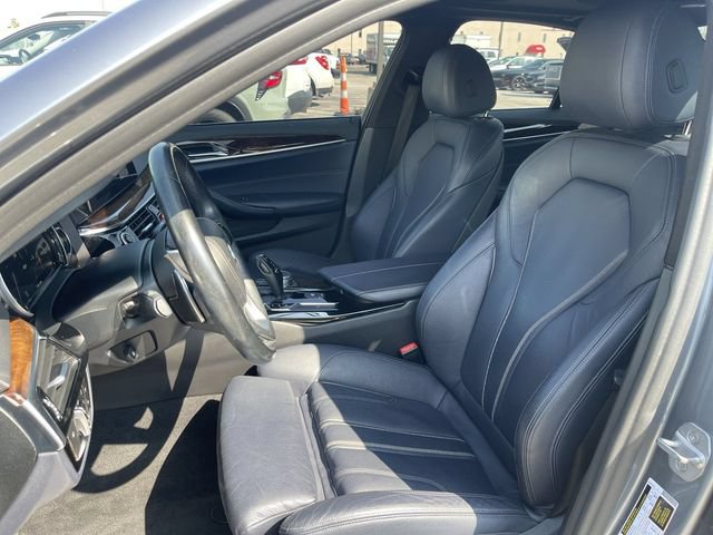 Used 2018 BMW 530i RWD image 11