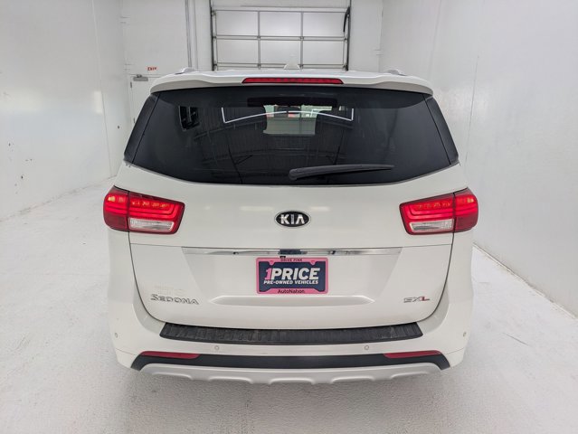 Used 2016 Kia Sedona SX Limited image 7