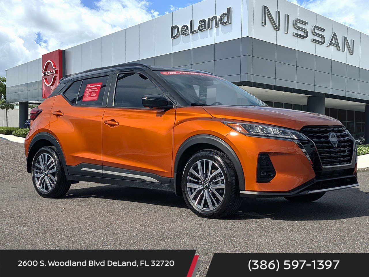 Certified 2024 Nissan Kicks SR w/ SR Premium Package image 1