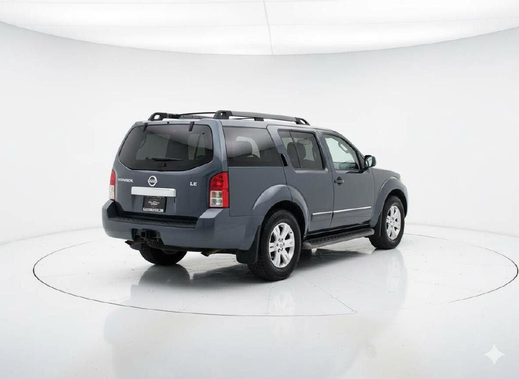 Used 2008 Nissan Pathfinder LE w/ Navigation Pkg image 5