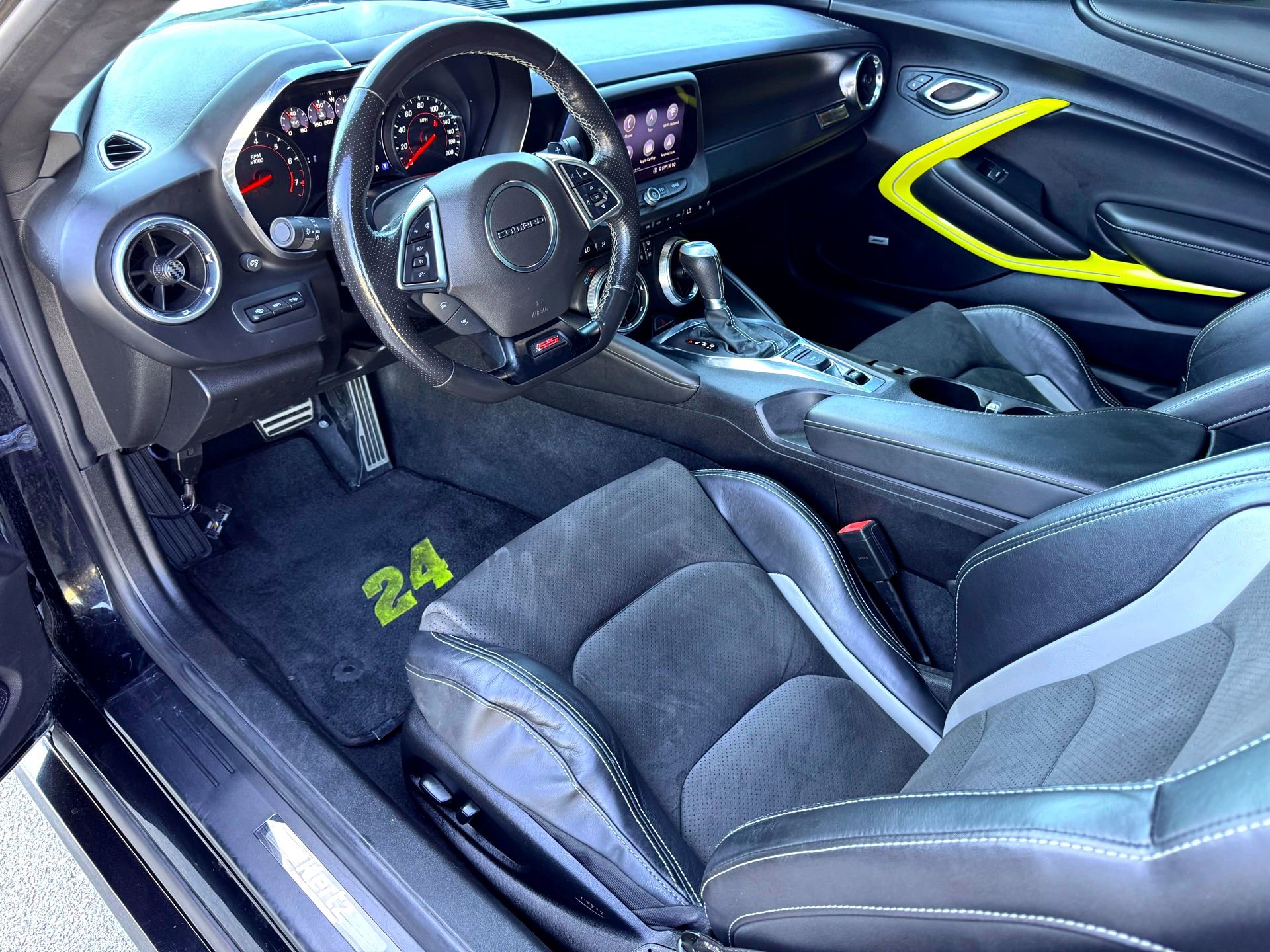 Used 2020 Chevrolet Camaro SS image 25