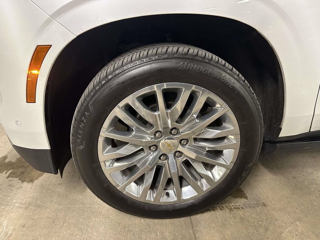 Certified 2025 Chevrolet Tahoe High Country AWD/4WD image 8