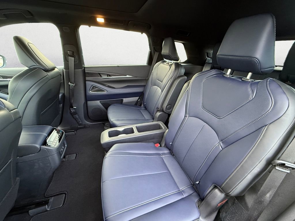 Certified 2026 INFINITI QX60 Sport w/ Dark Cargo Package image 11